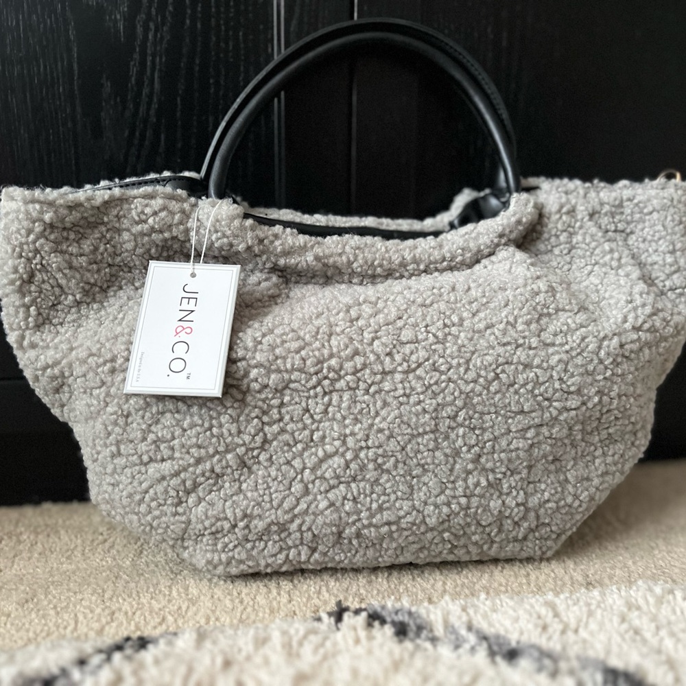 JEN & CO. Zuri Teddy Satchel in Gray
